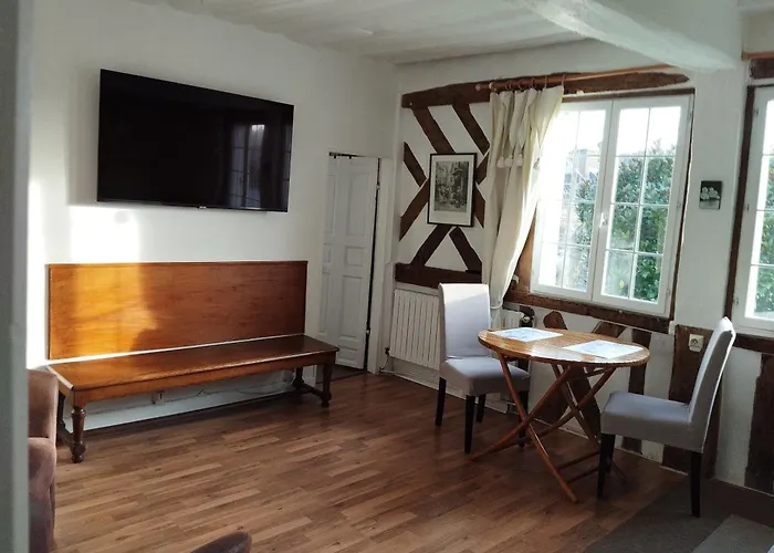 Апартаменты La Petite Chapelle Онфлёр